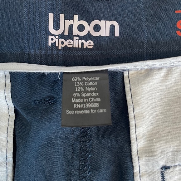 Urban Pipeline Super Flex Flat Front Lightweight Men's Navy Plaid Shorts - Picture 4 of 5